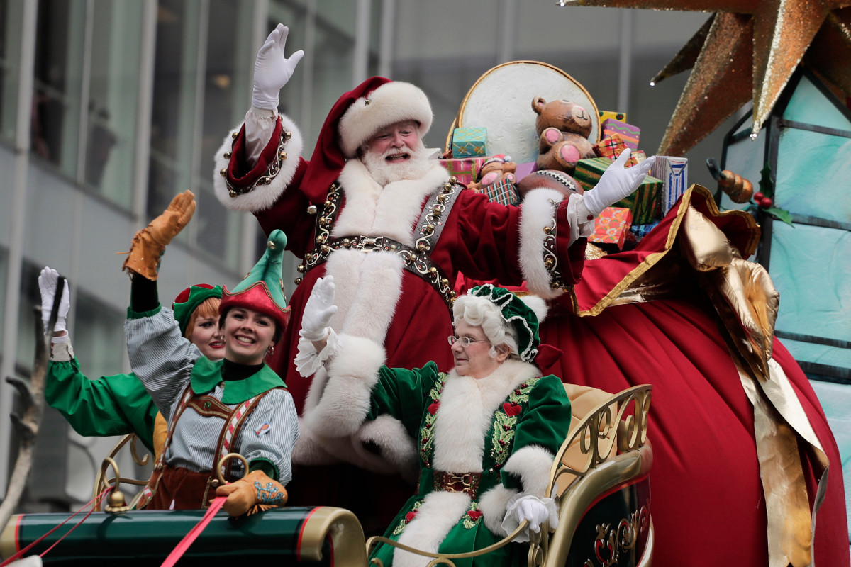 Santa in Macy's parade